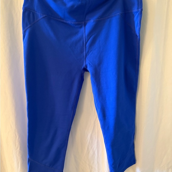 Athleta and Fabletics Blue ombré Activewear Top and leggings set - Picture 6 of 7